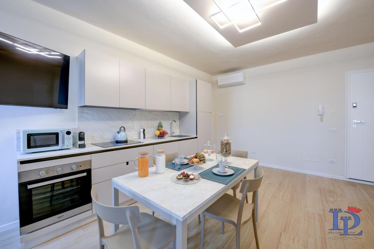 Desenzanoloft Official Partner Marriott Homes & Villas - Apa Dom Downtown Family Apartment Desenzano del Garda Zewnętrze zdjęcie