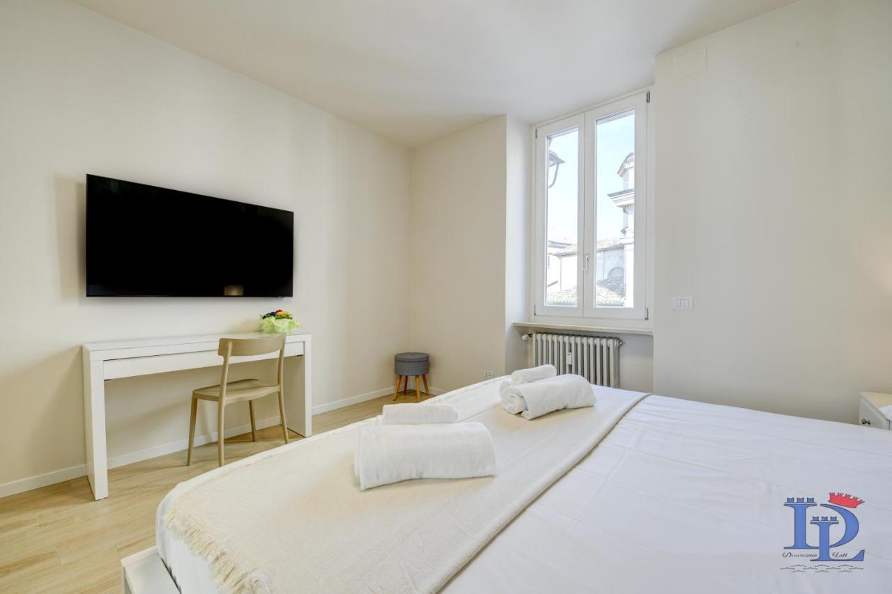 Desenzanoloft Official Partner Marriott Homes & Villas - Apa Dom Downtown Family Apartment Desenzano del Garda Zewnętrze zdjęcie