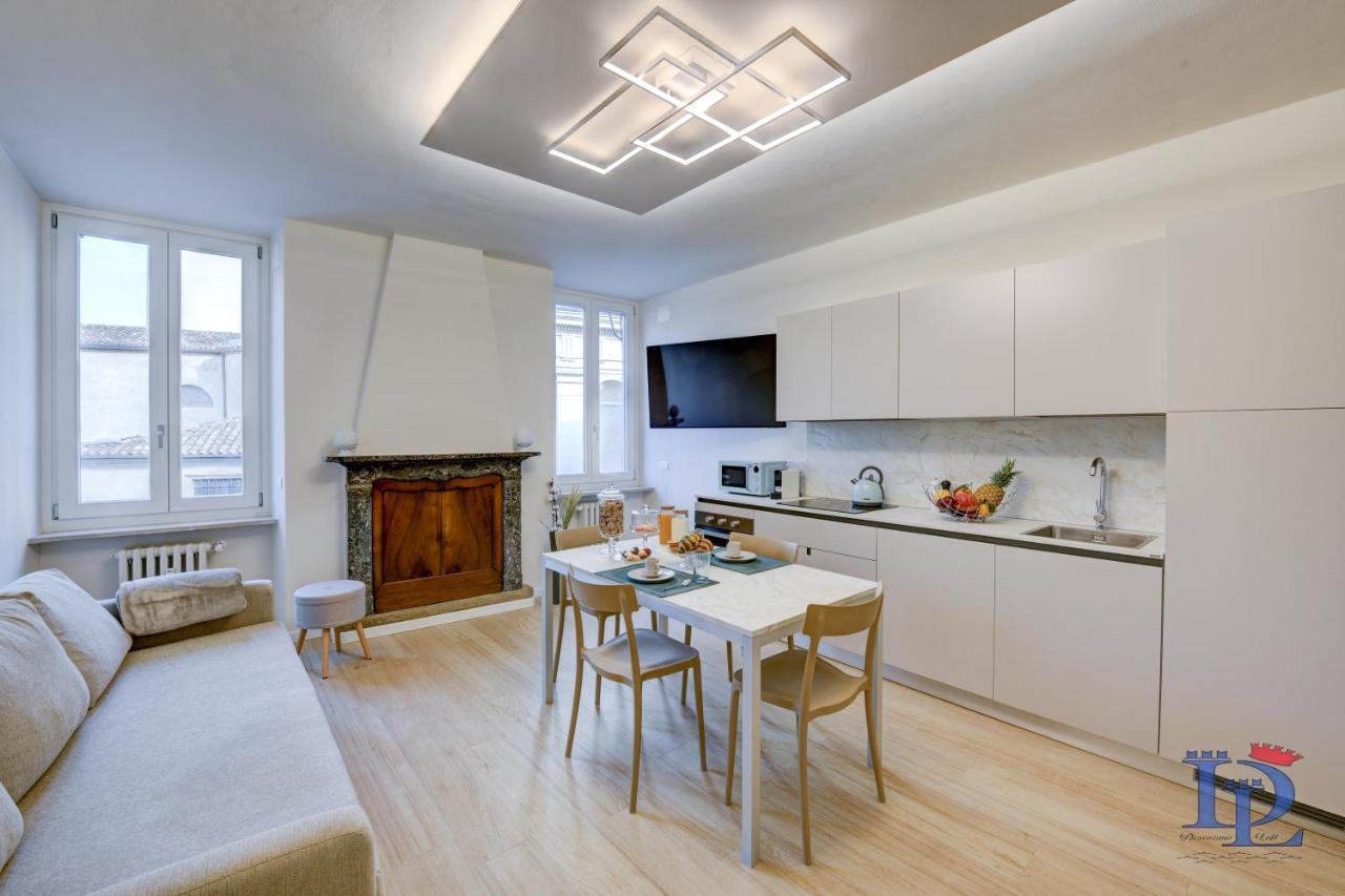 Desenzanoloft Official Partner Marriott Homes & Villas - Apa Dom Downtown Family Apartment Desenzano del Garda Zewnętrze zdjęcie