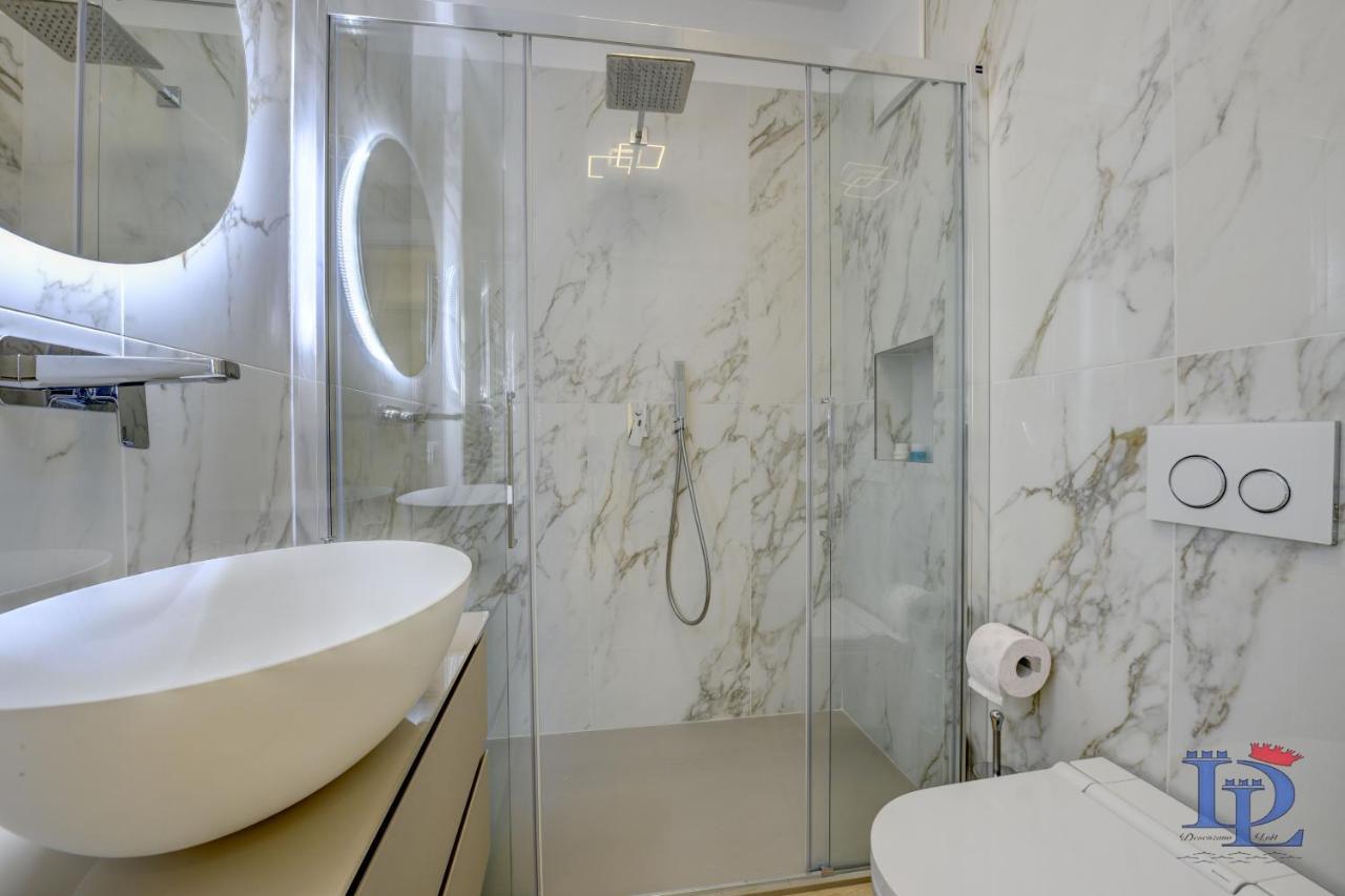 Desenzanoloft Official Partner Marriott Homes & Villas - Apa Dom Downtown Family Apartment Desenzano del Garda Zewnętrze zdjęcie